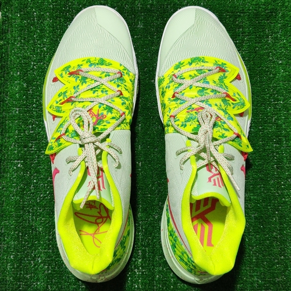 Nike Kyrie 5 EYBL Promo Ember Basketball Shoes - Picture 2 of 8